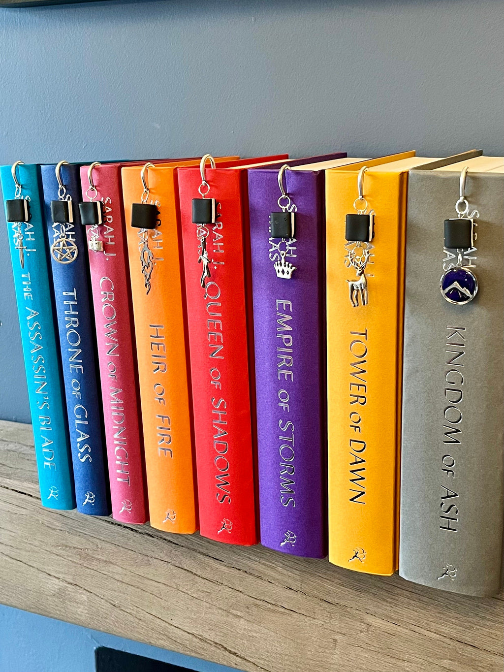 Officially Licenced Throne of Glass Book Marks, Handmade Book Charms Fantasy Bookmarks, Bookish Gifts, Romance Reader Merch Book Shelf Decor