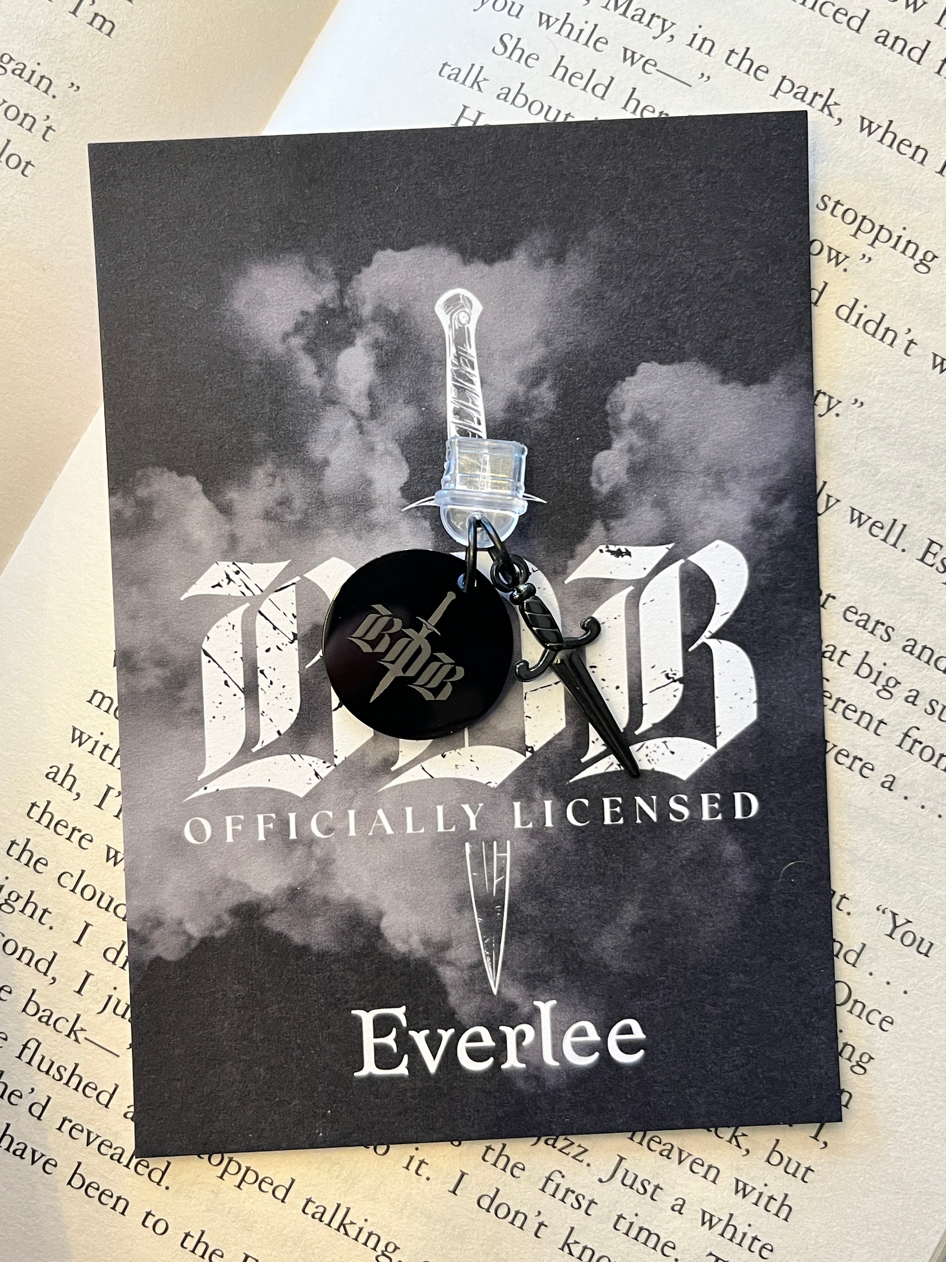 Black Dagger Brotherhood BDB Kindle Dust plug - Officially Licensed