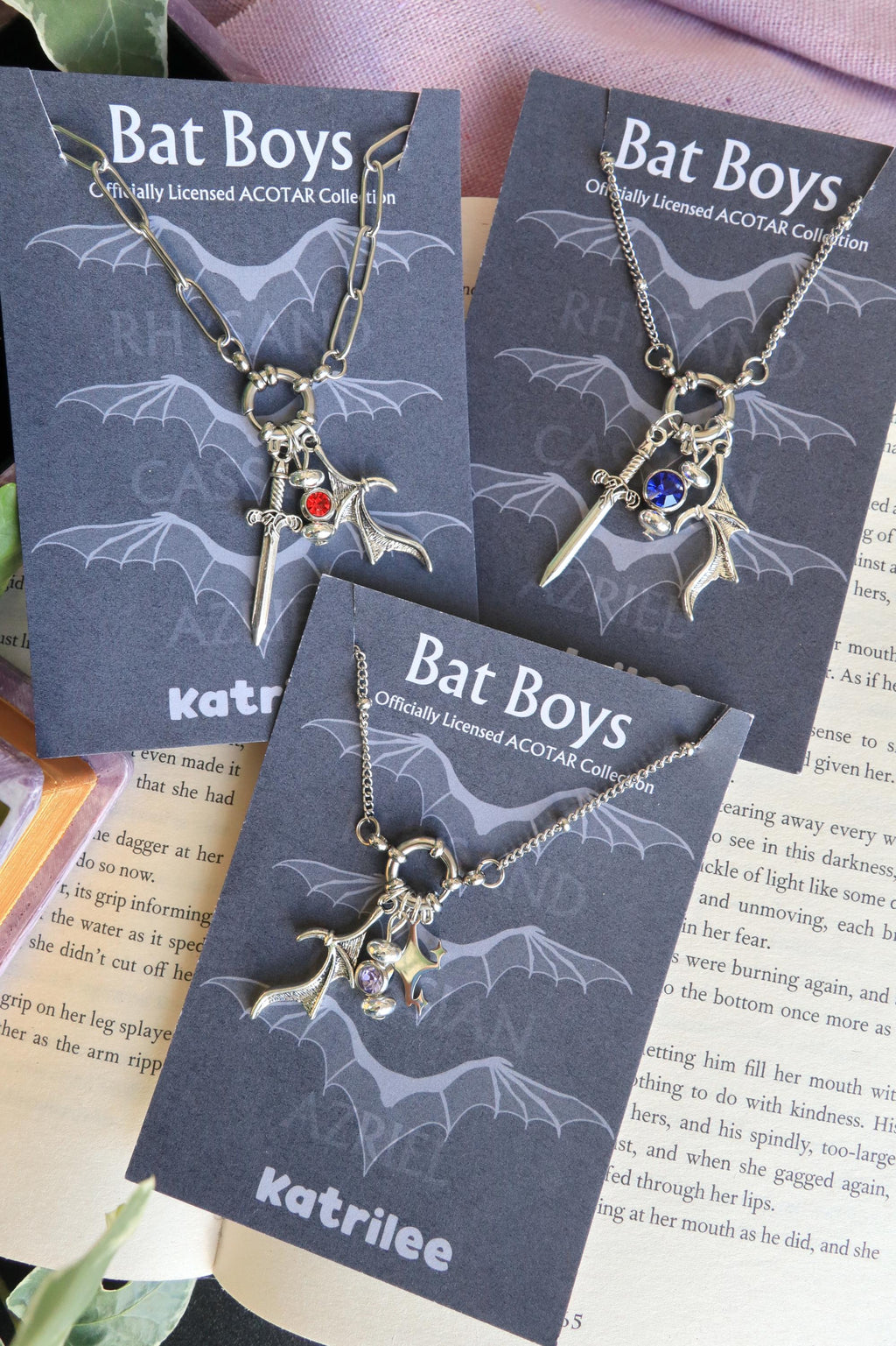 ACOTAR Officially Licenced Bat Boys Charm Necklace, Stainless Steel Pendant Necklace, Crystal Pendant, Azriel Rhysand Cassian, Bookish Merch