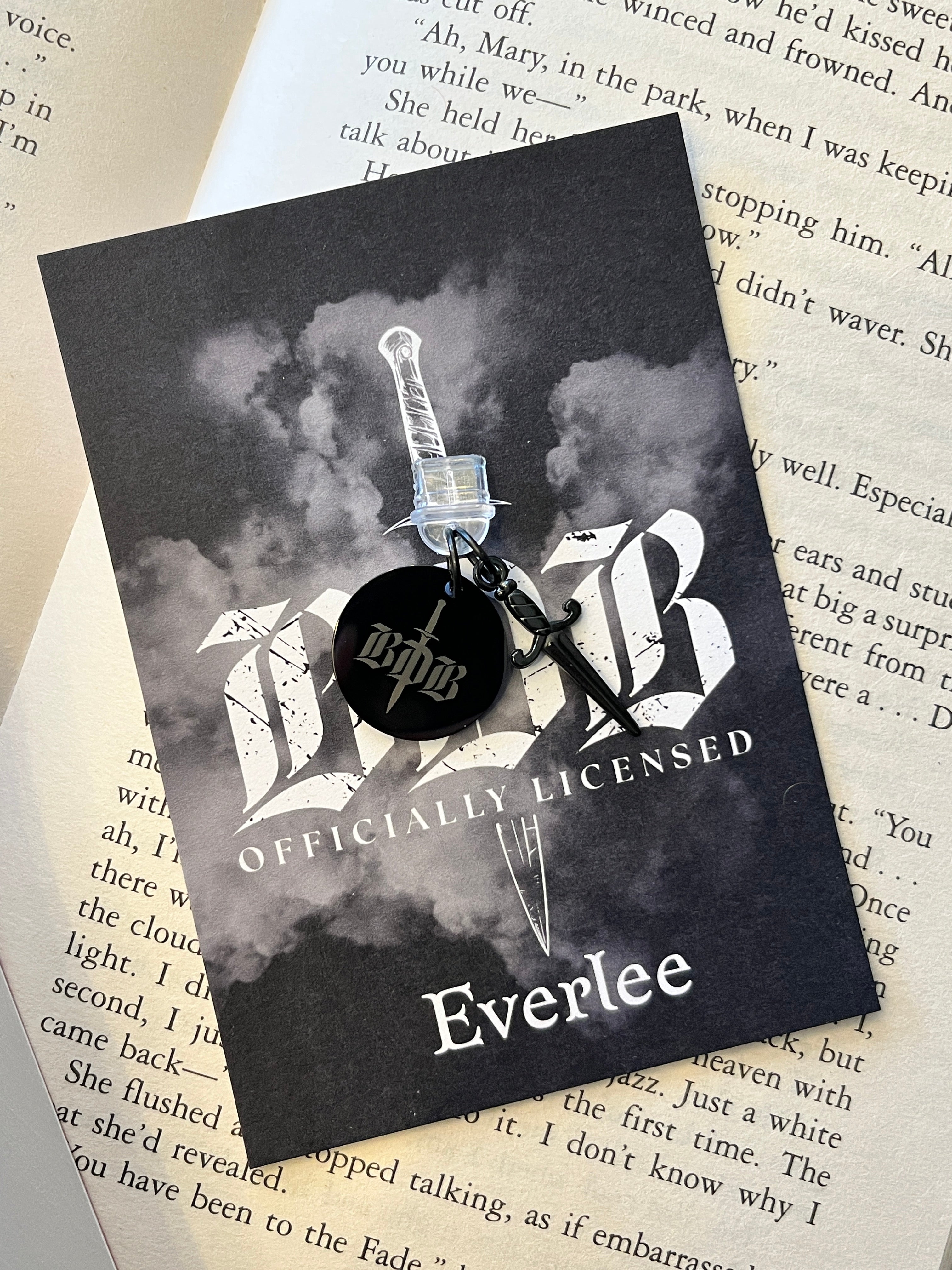 Black Dagger Brotherhood BDB Kindle Dust plug - Officially Licensed